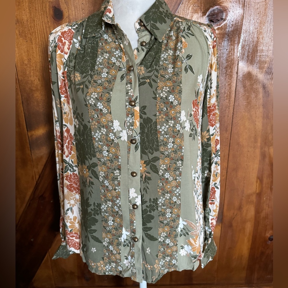 Floral button up blouse